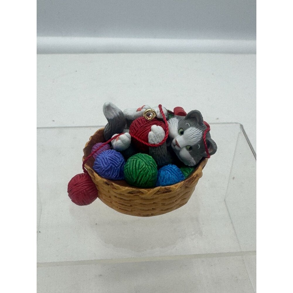 Hallmark Keepsake Christmas Ornament Mischievous Kittens 2010